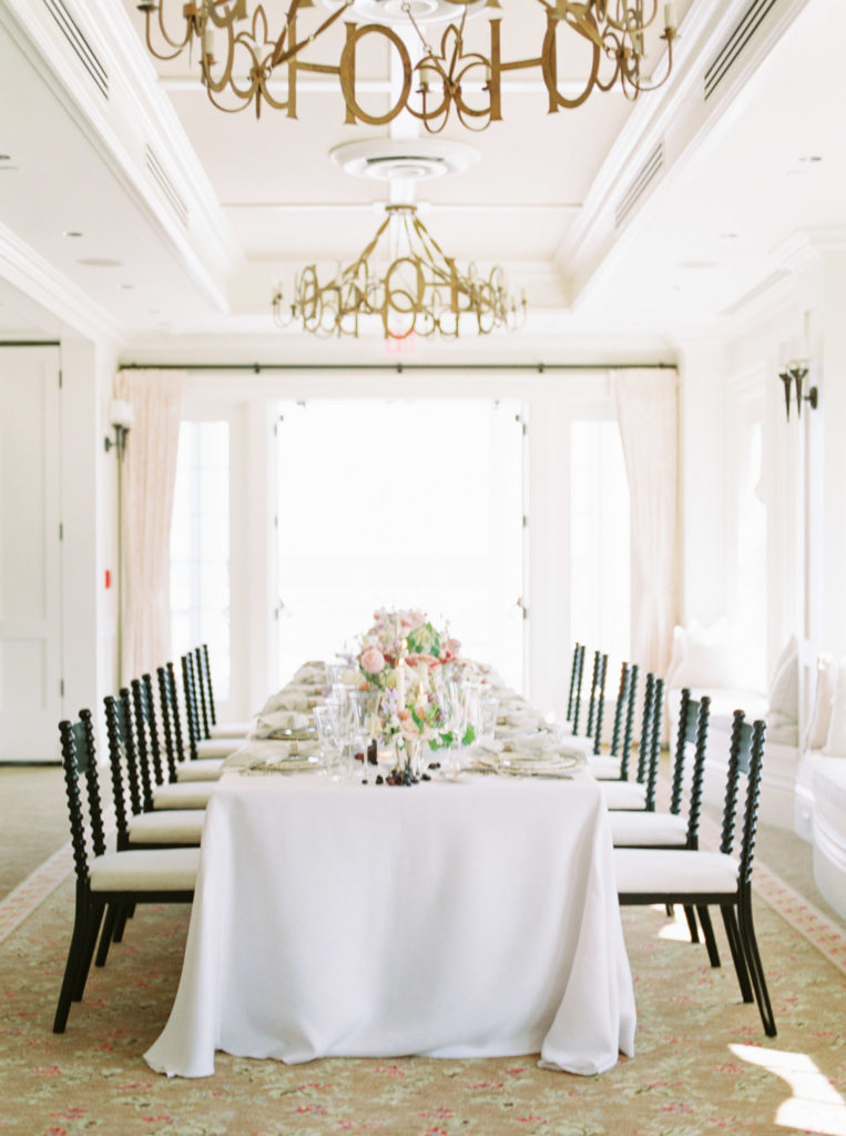 ocean house wedding table