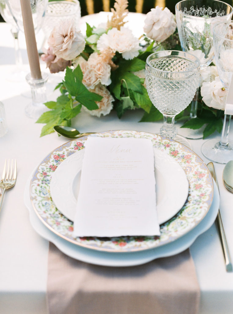 Oheka Castle Wedding reception table setup