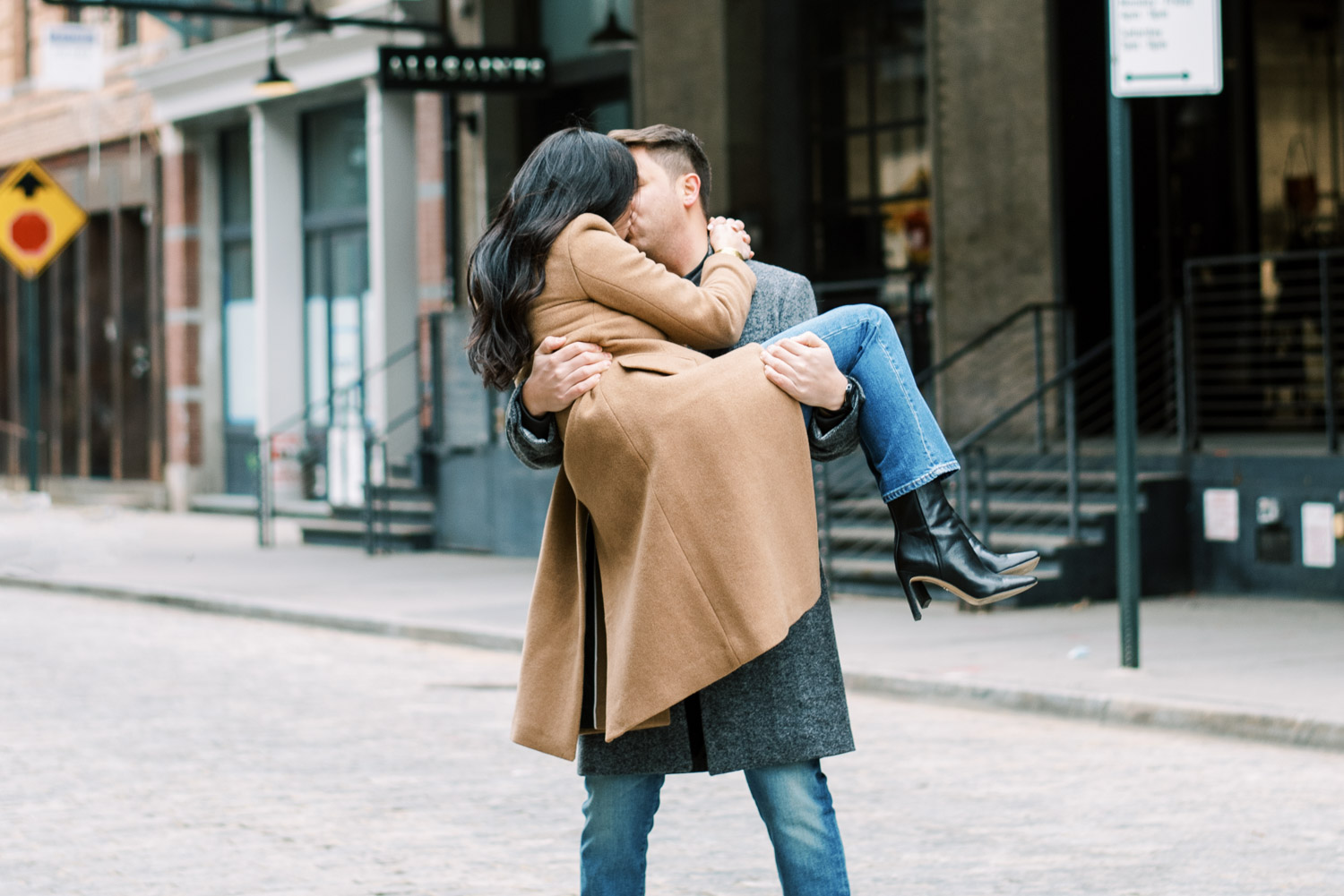 pick her up Meatpacking Engagement Session