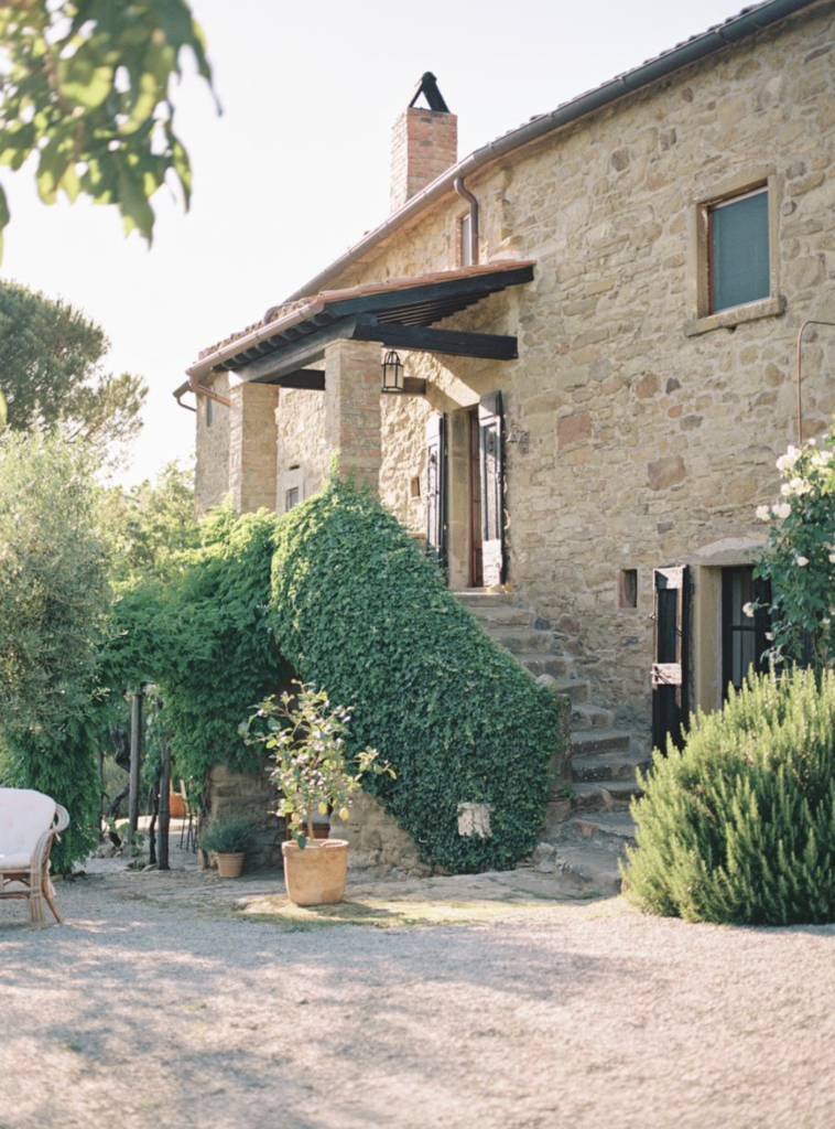villa montanare, a best italian wedding villa in the heart of tuscany