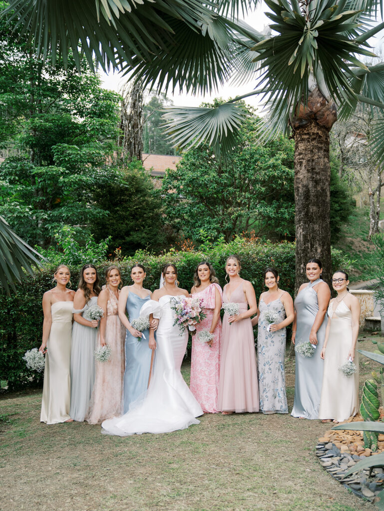 Full bridesmaids picture.