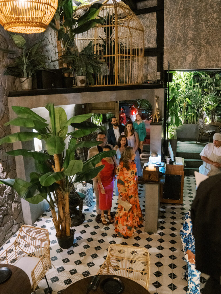 A view of the guests entering from above.