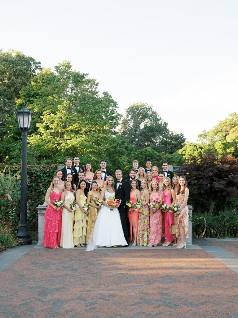 Full wedding party photo.